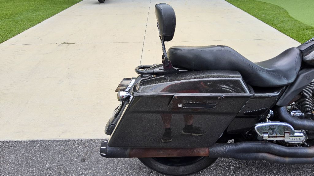 2007 Harley-davidson Street Glide - $7,495