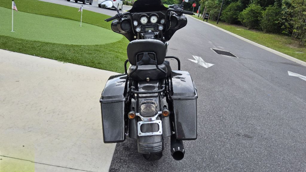 2007 Harley-davidson Street Glide - $7,495