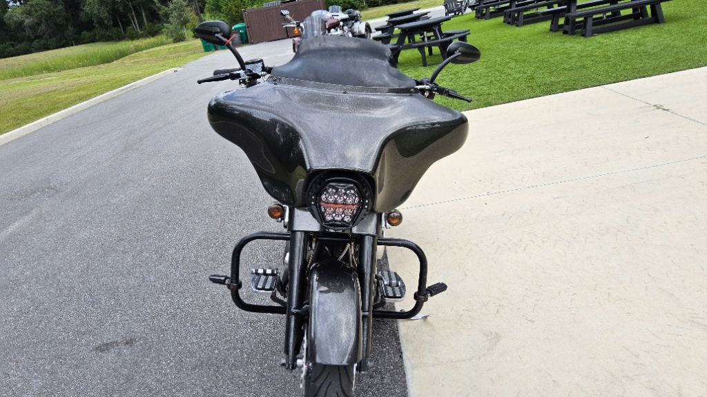 2007 Harley-davidson Street Glide - $7,495