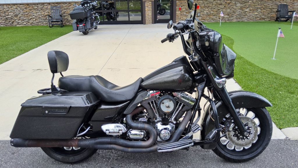 2007 Harley-davidson Street Glide - $7,495