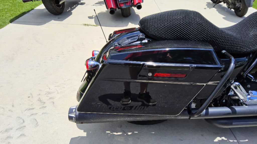 2012 Harley Davidson Streetglide - $12,500