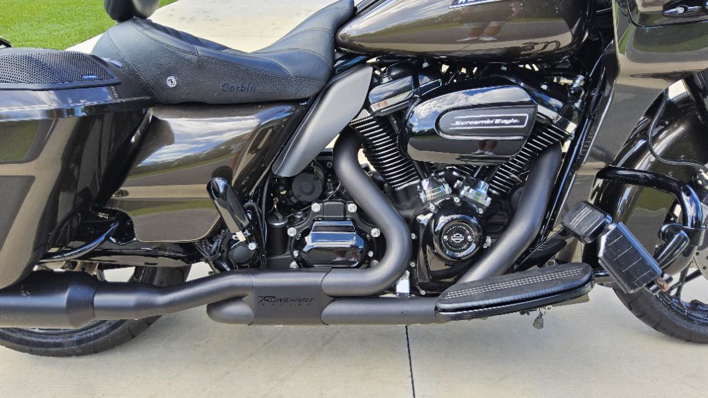 2020 Harley Davidson Road Glide S Fltrxs - $19,995