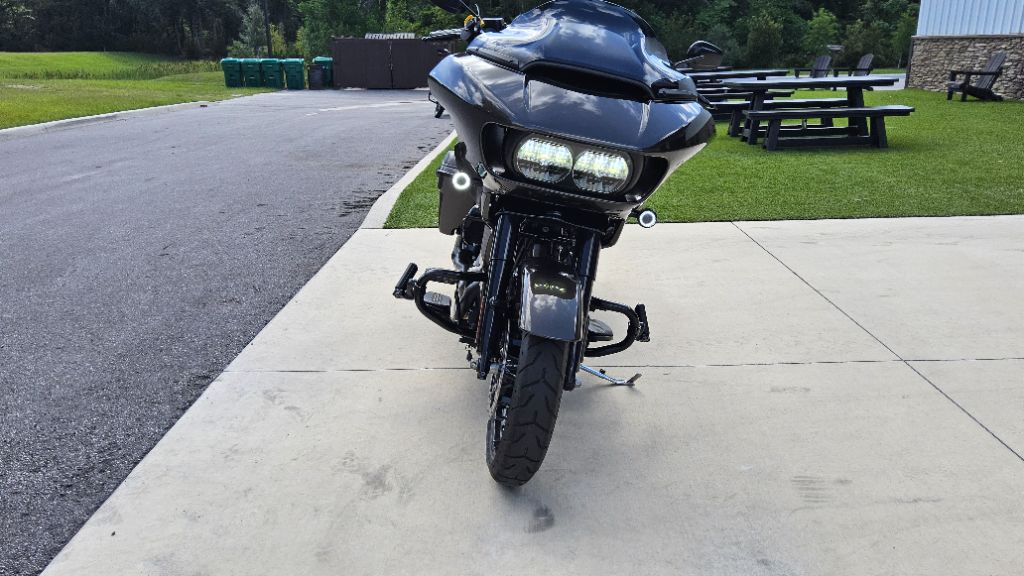 2020 Harley Davidson Road Glide S Fltrxs - $19,995