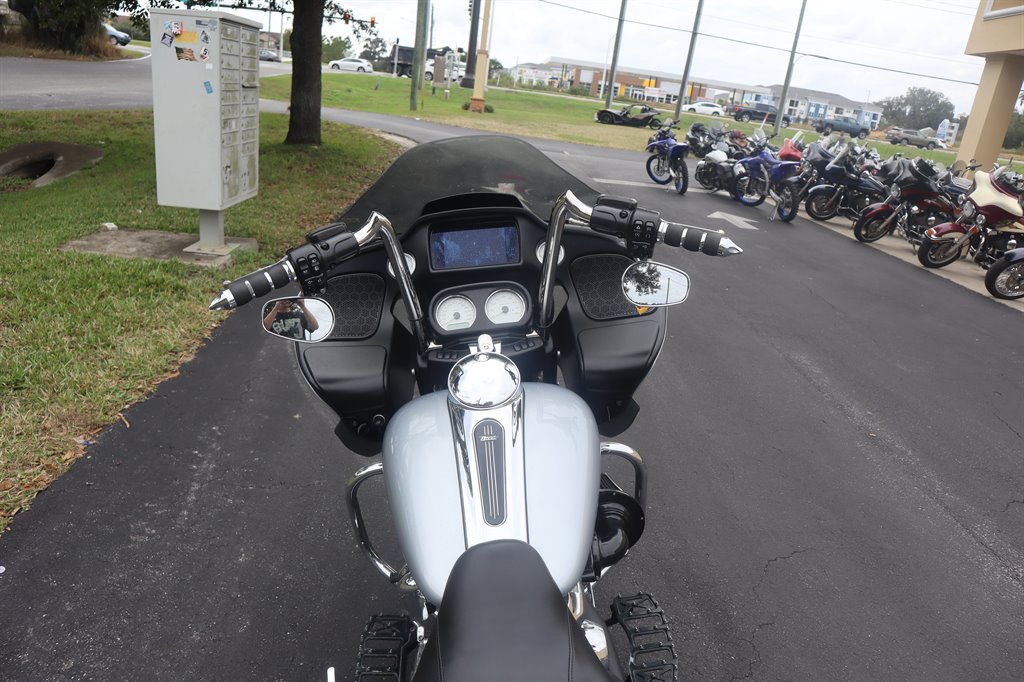 2020 Harley-Davidson Road Glide  photo