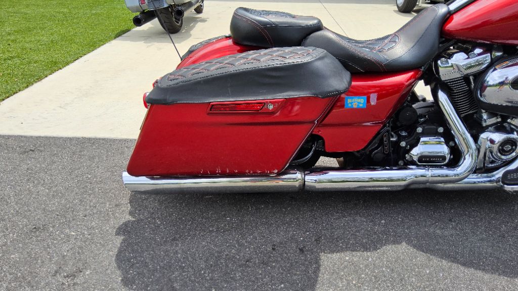 2018 Harley-Davidson FLHX Street Glide - $13,995