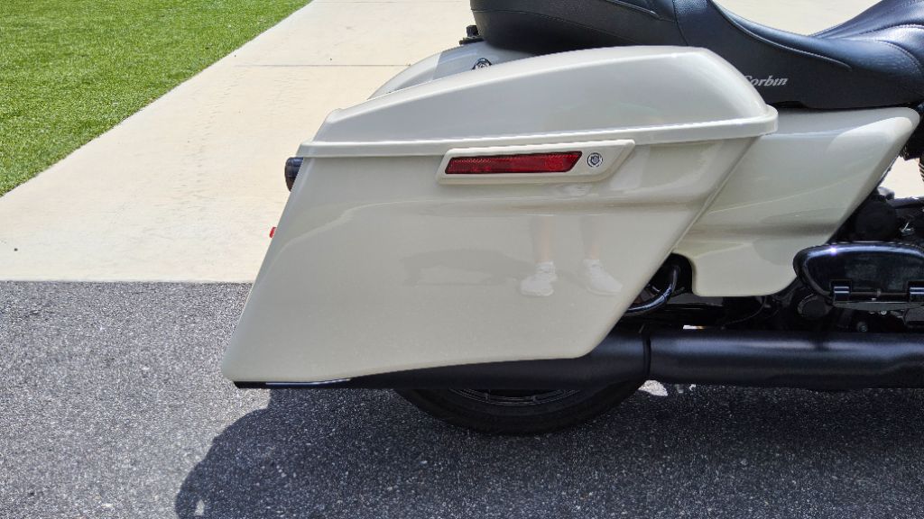 2022 Harley-davidson Road Glide Special - $21,900