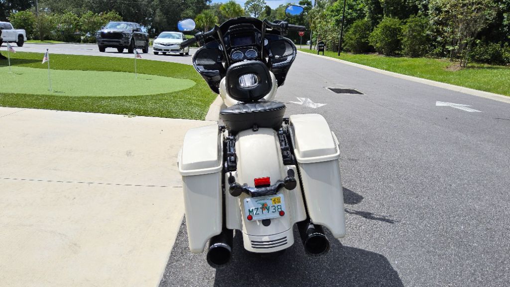 2022 Harley-davidson Road Glide Special - $21,900