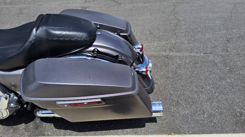 2015 Harley-Davidson FLTRX Road Glide - $11,500