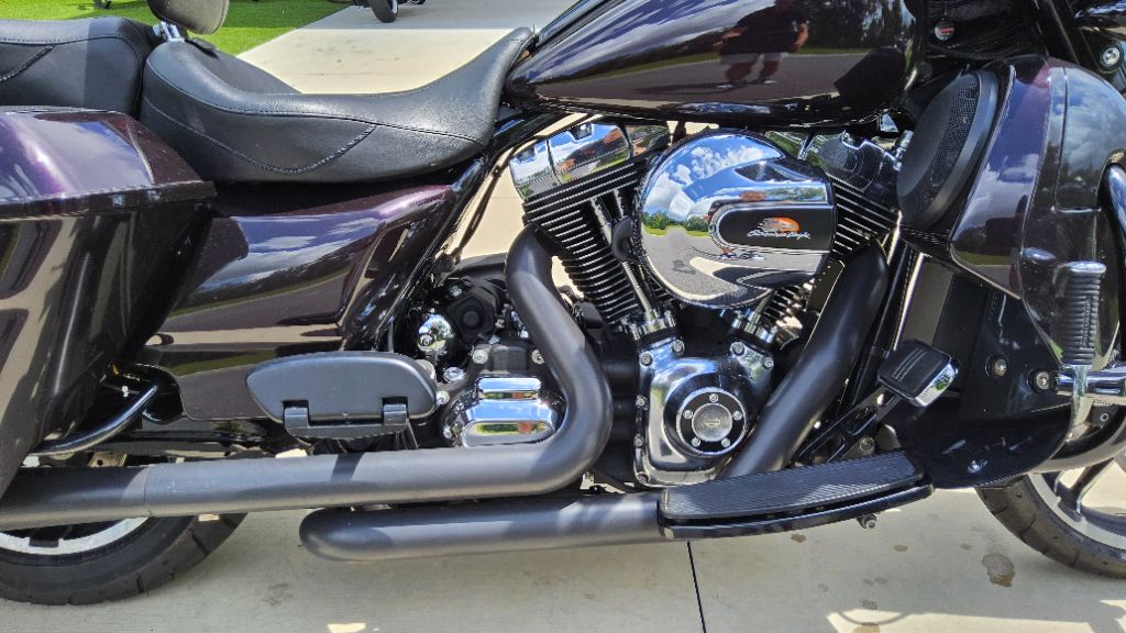 2016 Harley-davidson Street Glide Special - $14,995