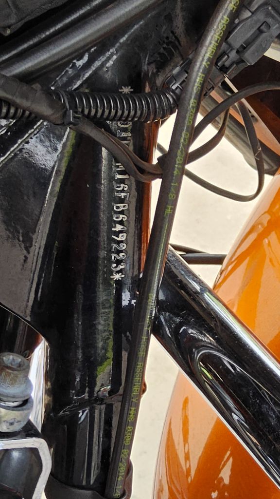 2015 Harley Davidson Streetglide S Flhxs - $9,995