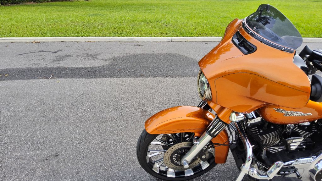 2015 Harley Davidson Streetglide S Flhxs - $9,995
