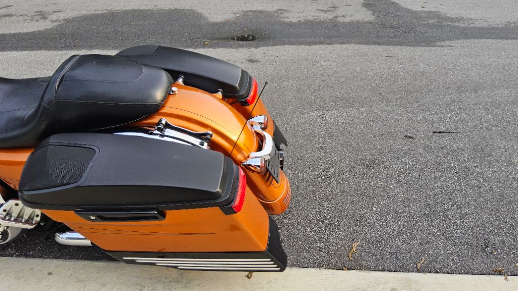2015 Harley Davidson Streetglide S Flhxs - $9,995