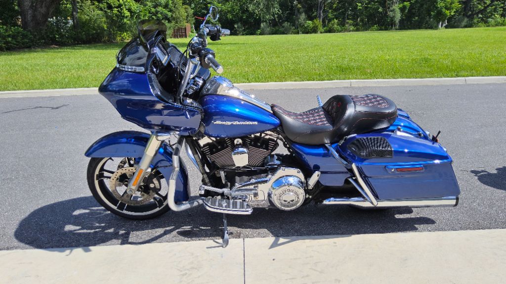 2016 Harley-davidson Road Glide Special - $15,995
