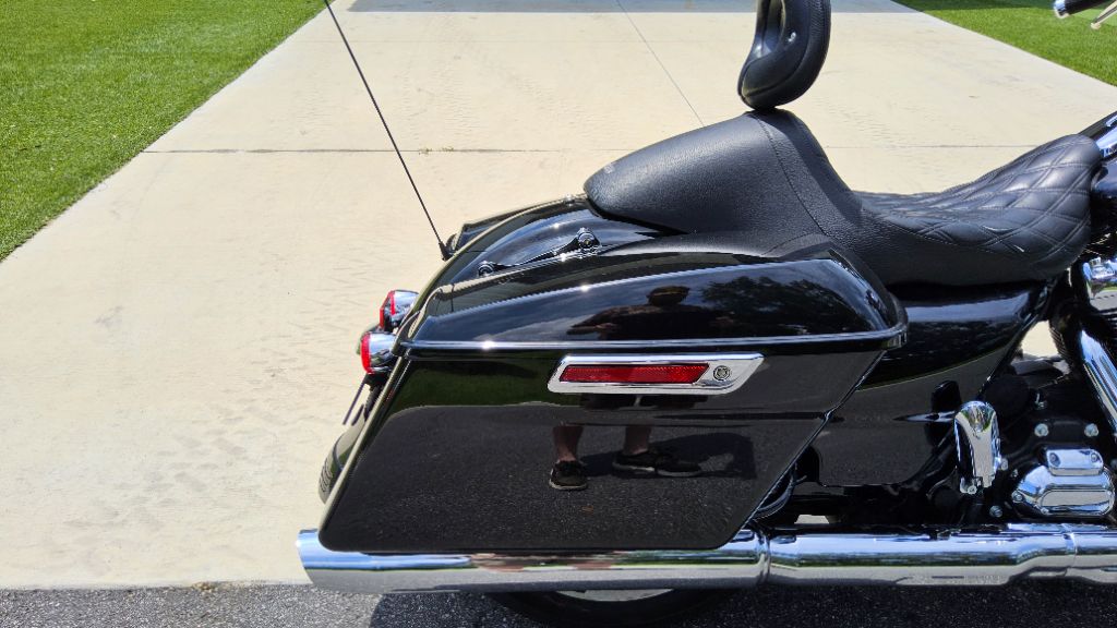 2023 Harley-davidson Road Glide - $17,500
