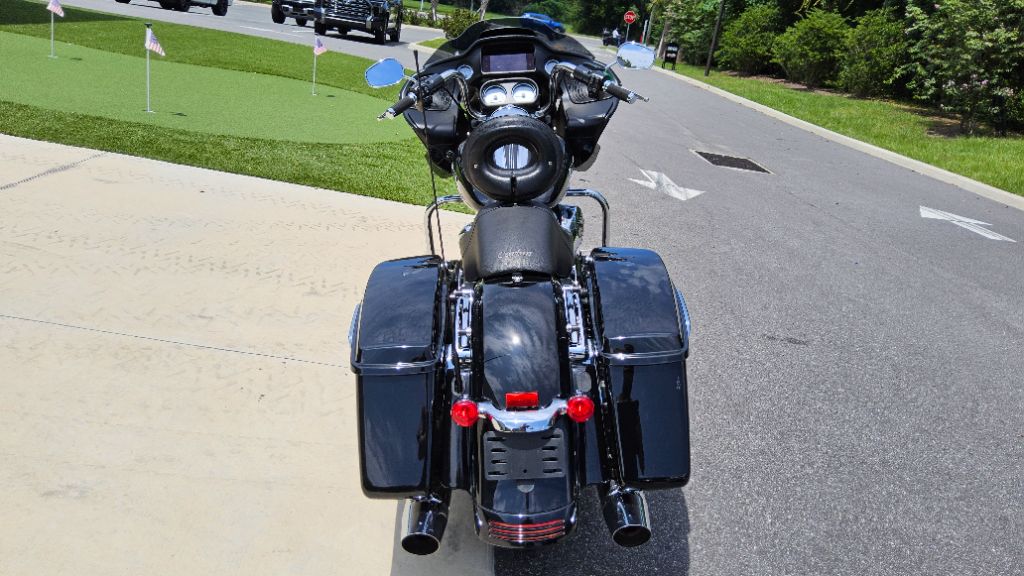 2023 Harley-davidson Road Glide - $17,500