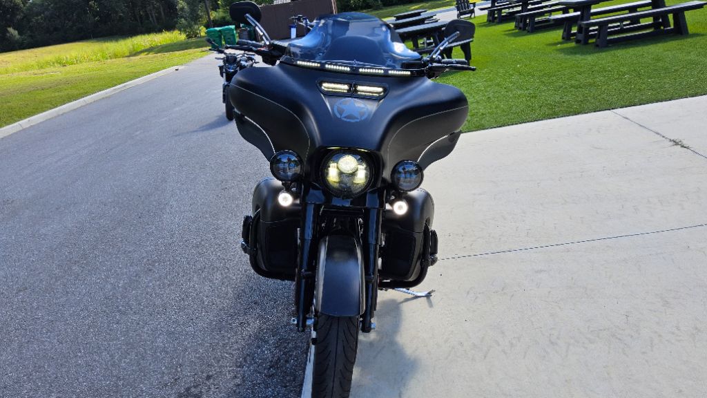 2021 Harley-davidson Ultra Limited - $17,995
