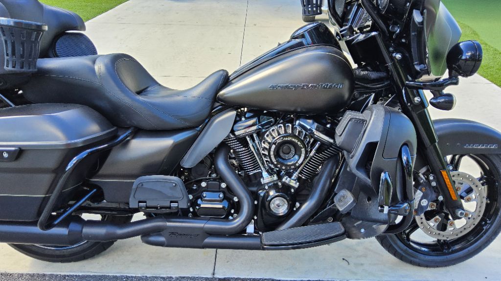 2021 Harley-davidson Ultra Limited - $17,995