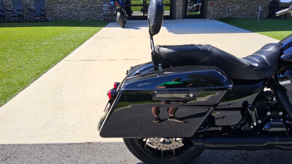 2023 Harley-davidson Road King Special - $16,500