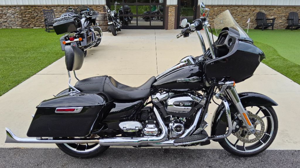 2021 Harley-davidson Road Glide - $16,995