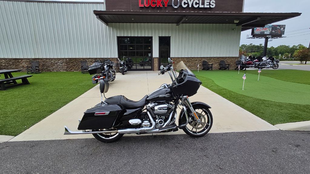 2021 Harley-davidson Road Glide - $16,995