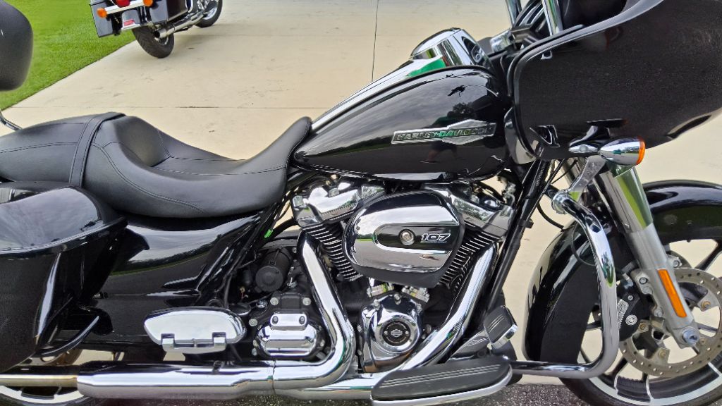 2021 Harley-davidson Road Glide - $16,995