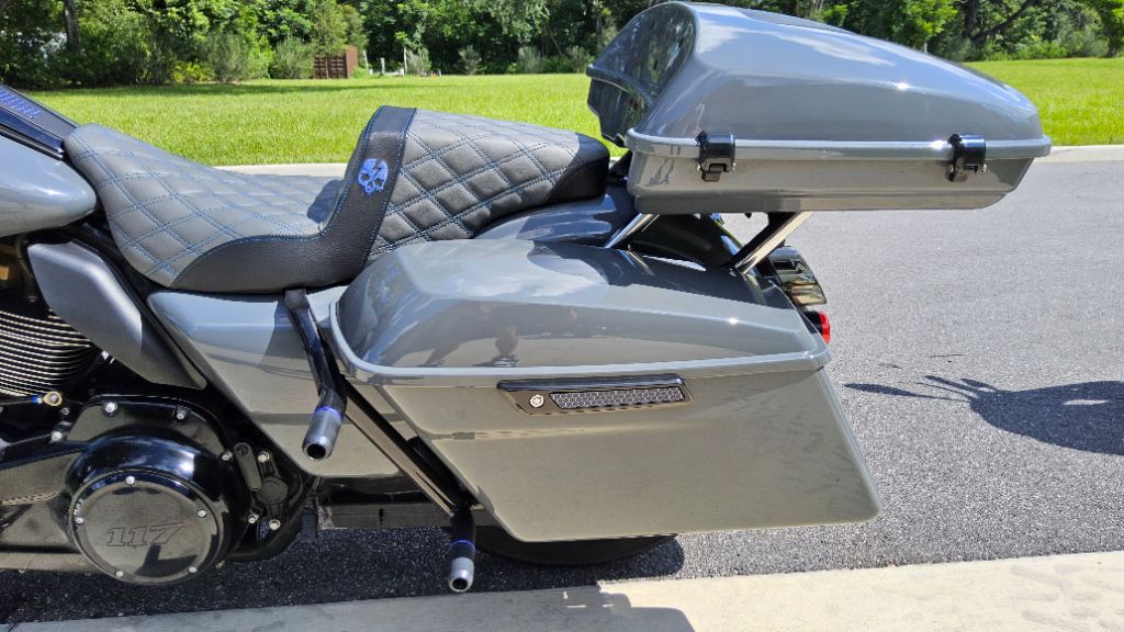 2022 Harley-davidson Street Glide St - $20,900