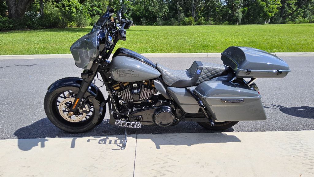 2022 Harley-davidson Street Glide St - $20,900