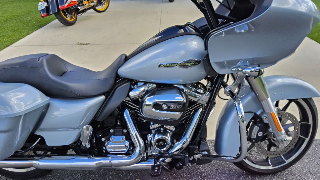 2023 Harley-davidson Road Glide - $16,900