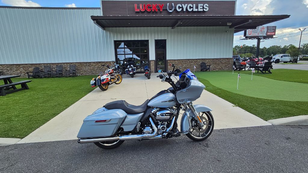 2023 Harley-davidson Road Glide - $16,900