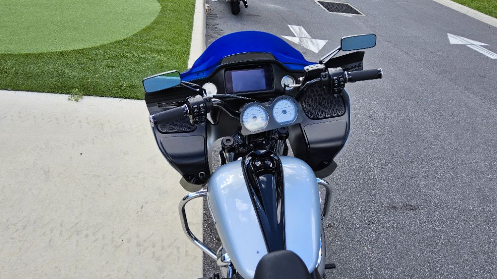 2023 Harley-davidson Road Glide - $16,900