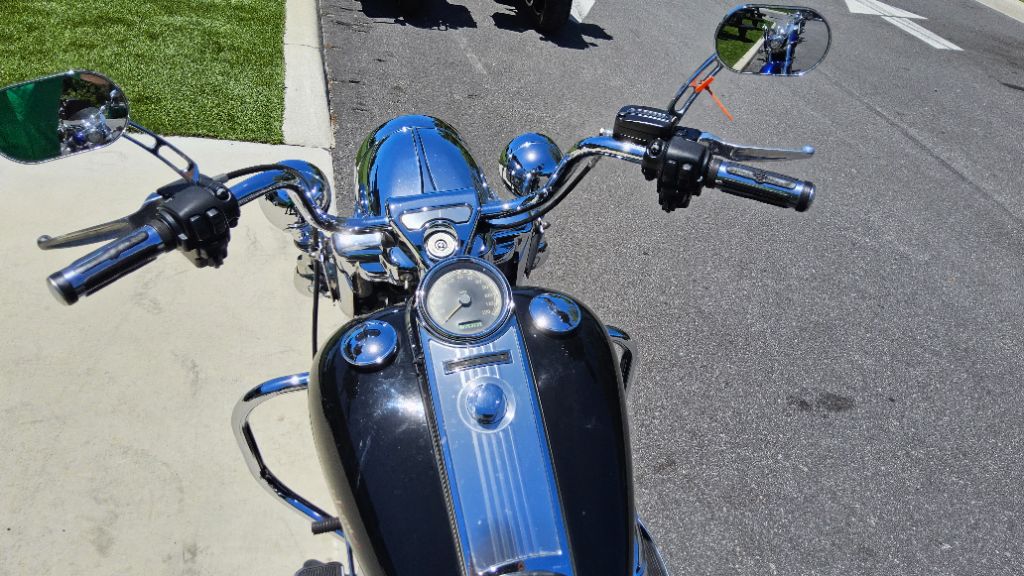 2010 Harley-davidson Road King - $6,500