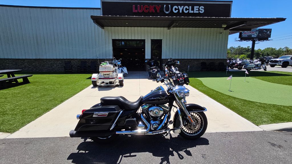 2010 Harley-davidson Road King - $6,500