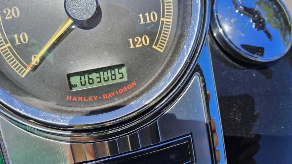 2010 Harley-davidson Road King - $6,500