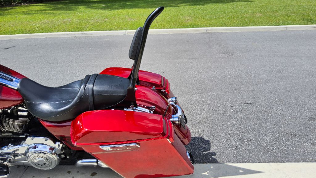 2020 Harley Davidson Streetglide Flhx - $15,900