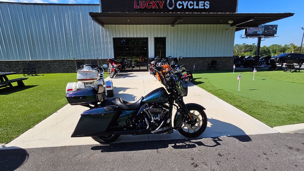 2021 Harley-davidson Street Glide Special - $23,995