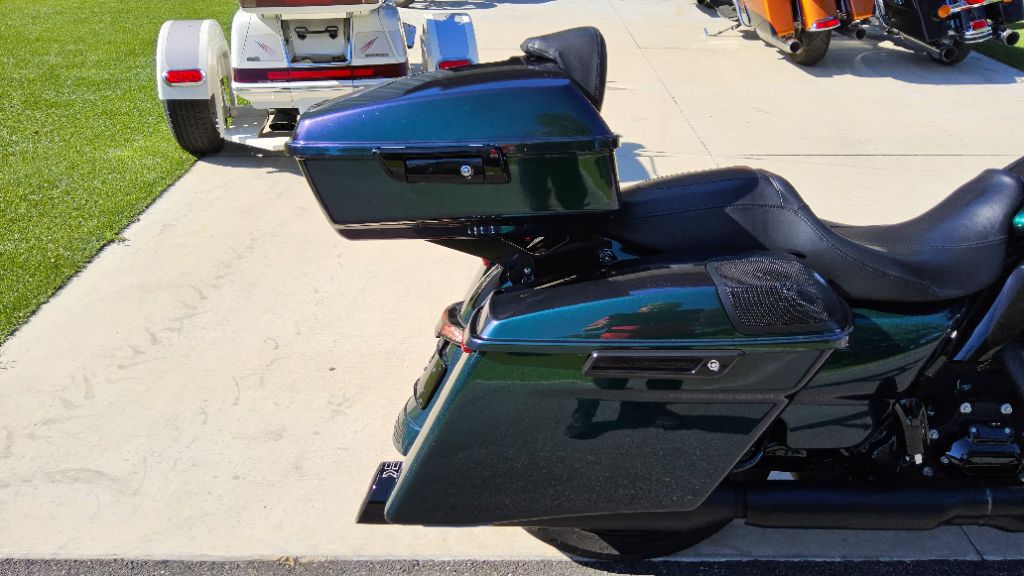 2021 Harley-davidson Street Glide Special - $23,995
