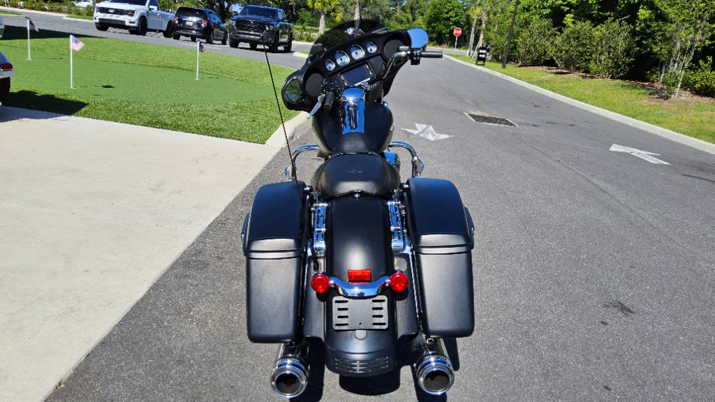 2017 Harley Davidson Streetglide S Flhxs - $14,995