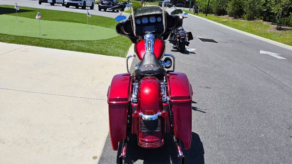 2017 Harley Davidson Streetglide Flhxs - $12,995