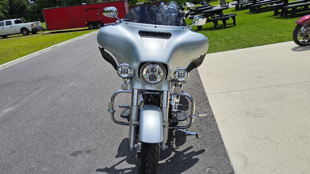 2015 Harley Davidson Streetglide S Flhxs - $12,900