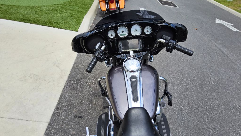 2015 Harley Davidson Streetglide S Flhxs - $10,995