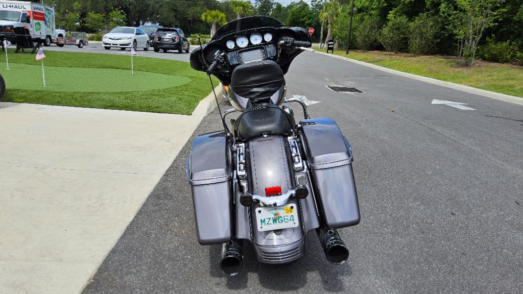 2015 Harley Davidson Streetglide S Flhxs - $10,995
