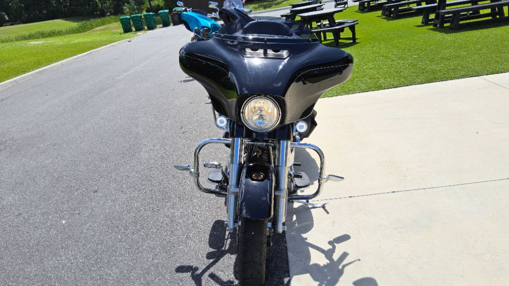 2016 Harley-davidson Street Glide Special - $14,900