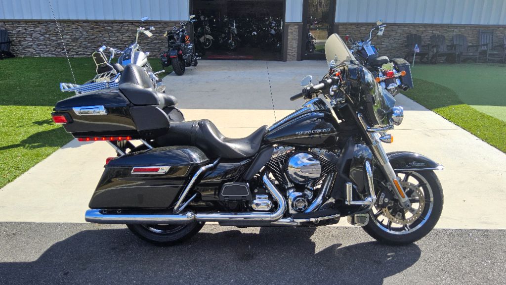 2014 Harley-davidson Electra Glide Ultra Limited - $7,500