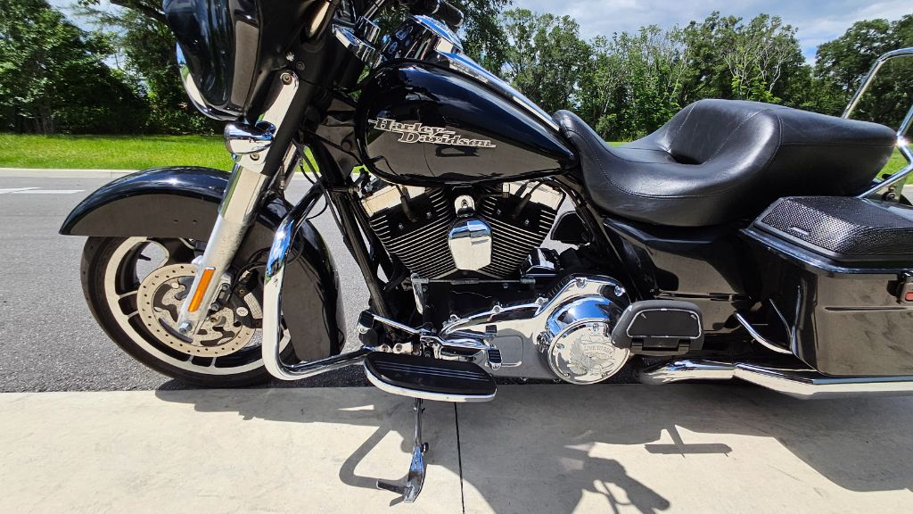 2012 Harley Davidson Street Glide  - $11,999