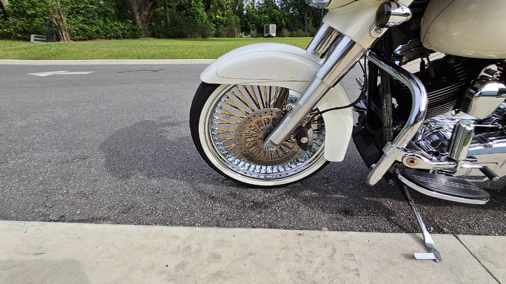 2014 Harley-davidson Street Glide Special - $10,500