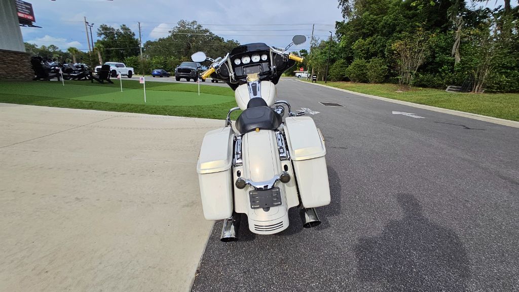 2014 Harley-davidson Street Glide Special - $10,500