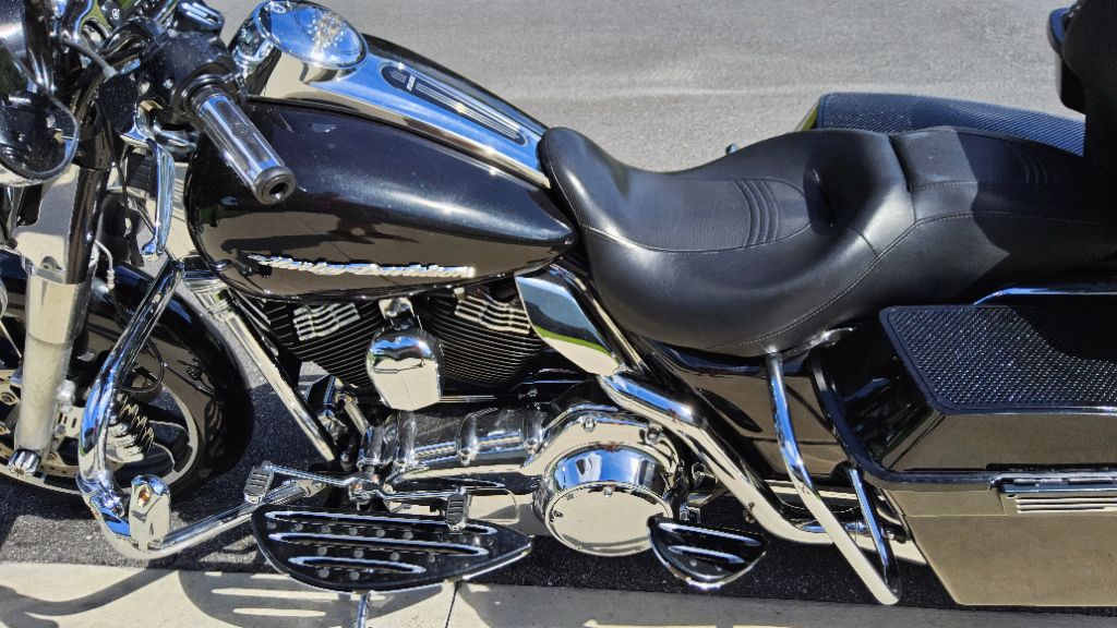 2008 Harley-davidson Street Glide - $7,999