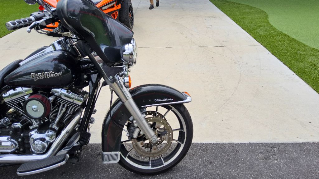 2007 Harley-Davidson FLTR Road Glide - $7,500