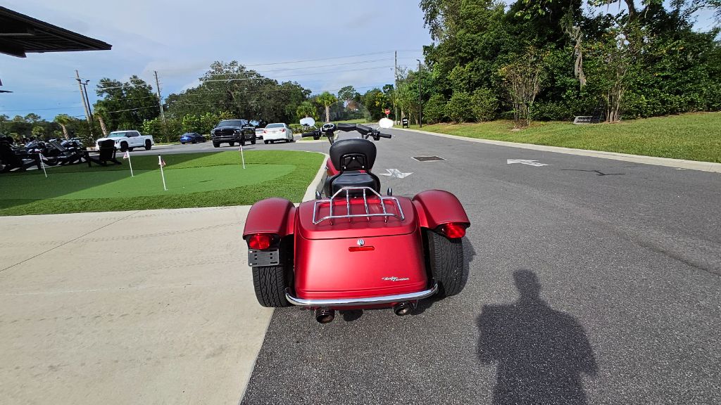 2019 Harley-davidson Freewheeler - $19,995