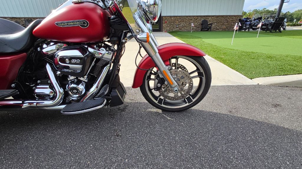 2019 Harley-davidson Freewheeler - $19,995